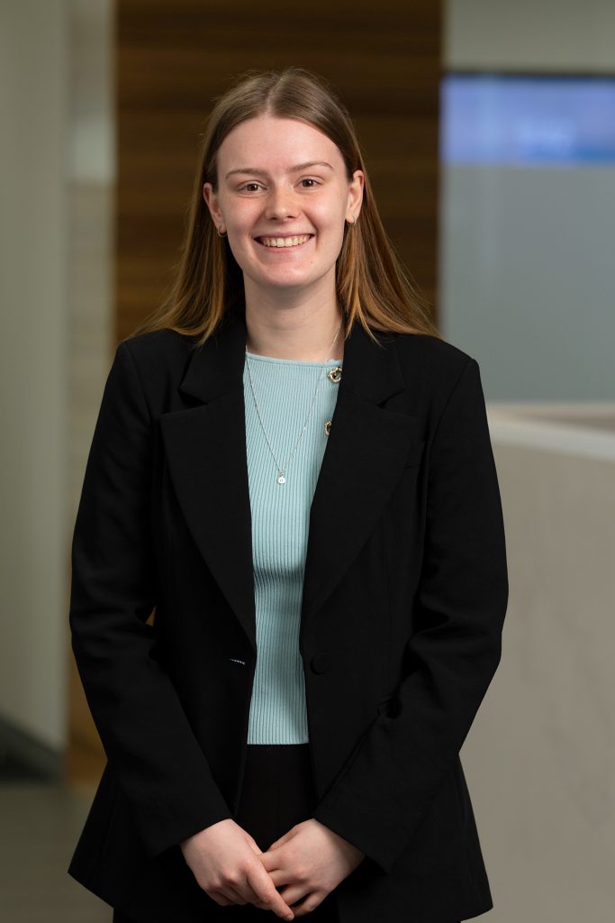 zoe-steel-solicitor